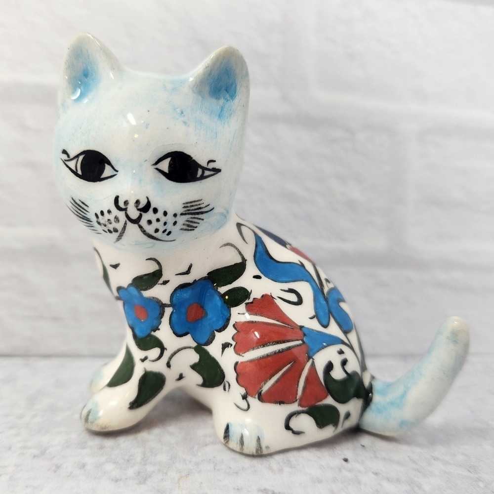 Vtg Turkish‎ 50s Hand Painted Porcelain Cat Kitten Sitting Floral Flowers Signed
